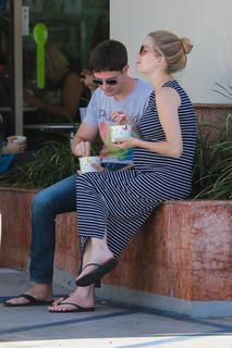 Ashley Hinshaw feet photo 17