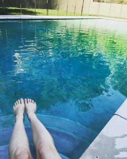 Ashley Hinshaw feet photo 15