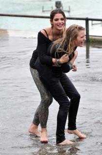 Ashley Hinshaw feet photo 15