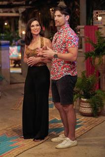 Ashley Iaconetti feet photo 7