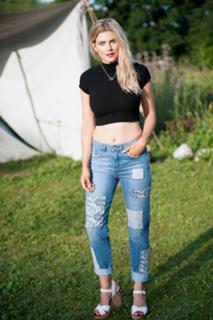 Ashley James feet photo thumbnail