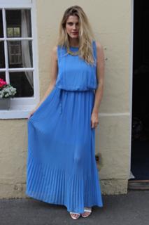 Ashley James feet photo thumbnail