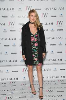 Ashley James feet photo thumbnail