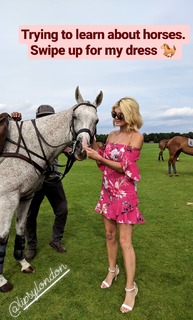 Ashley James feet photo thumbnail