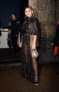 Ashley James feet photo thumbnail