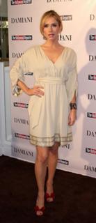 Ashley Jones feet photo thumbnail