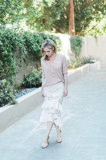 Ashley Jones feet photo thumbnail