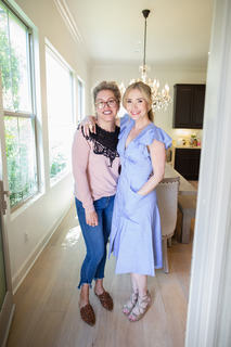 Ashley Jones feet photo thumbnail