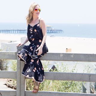 Ashley Jones feet photo thumbnail