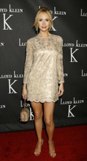 Ashley Jones feet photo thumbnail