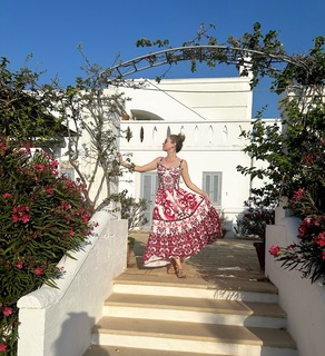 Ashley Jones feet photo thumbnail