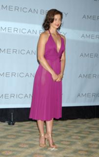 Ashley Judd feet photo thumbnail