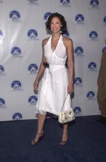 Ashley Judd feet photo thumbnail