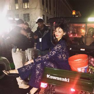 Ashley Judd feet photo thumbnail