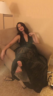 Ashley Judd feet photo thumbnail