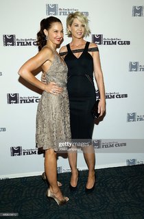 Ashley Judd feet photo thumbnail
