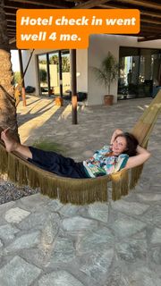 Ashley Judd feet photo thumbnail