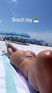 Ashley Kolfage feet photo 6