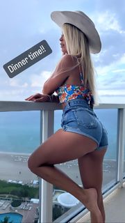 Ashley Kolfage feet photo 13
