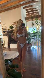 Ashley Kolfage feet photo 8