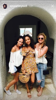 Ashley Madekwe feet photo thumbnail