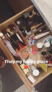 Ashley Madekwe feet photo thumbnail