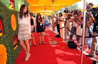 Ashley Madekwe feet photo thumbnail