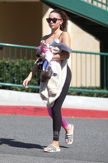 Ashley Moore feet photo 10