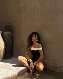 Ashley Moore feet photo 14