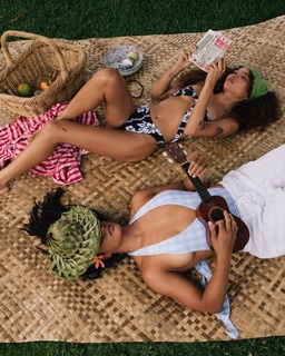 Ashley Moore feet photo 15