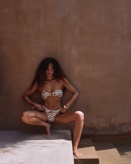 Ashley Moore feet photo 11