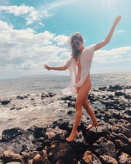 Ashley Newbrough feet photo 5