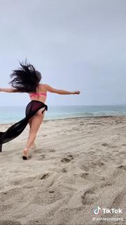 Ashley Nocera feet photo thumbnail