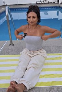 Ashley Nocera feet photo thumbnail