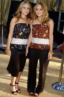 Ashley Olsen feet photo thumbnail