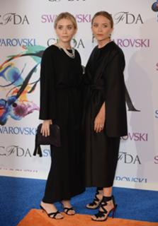 Ashley Olsen feet photo thumbnail