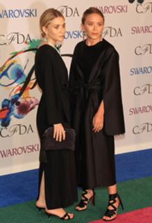 Ashley Olsen feet photo thumbnail