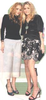 Ashley Olsen feet photo thumbnail