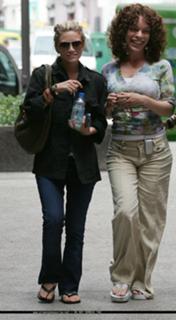 Ashley Olsen feet photo thumbnail