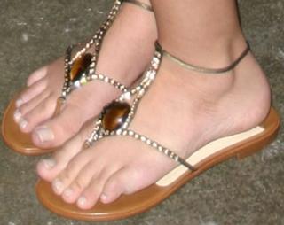 Ashley Olsen feet photo thumbnail