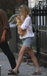 Ashley Olsen feet photo thumbnail