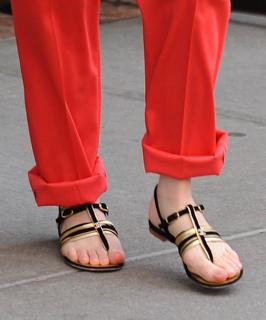 Ashley Olsen feet photo thumbnail
