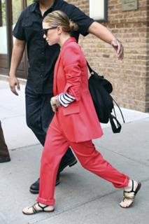 Ashley Olsen feet photo thumbnail