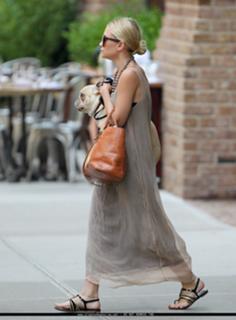 Ashley Olsen feet photo thumbnail