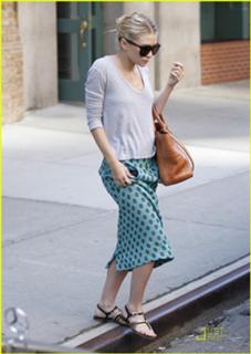 Ashley Olsen feet photo thumbnail
