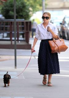 Ashley Olsen feet photo thumbnail