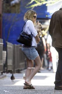 Ashley Olsen feet photo thumbnail