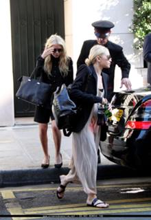 Ashley Olsen feet photo thumbnail