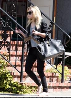 Ashley Olsen feet photo thumbnail