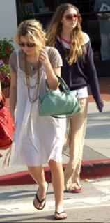 Ashley Olsen feet photo thumbnail